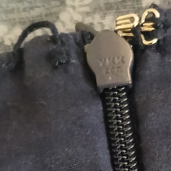 GAP Women's Chambray, Pink and Gold Strped Skirt With Lining Size 6 - Picture 5 of 8